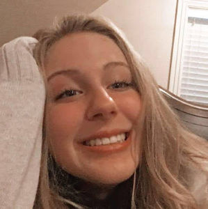 Meet your Posher, Amelia